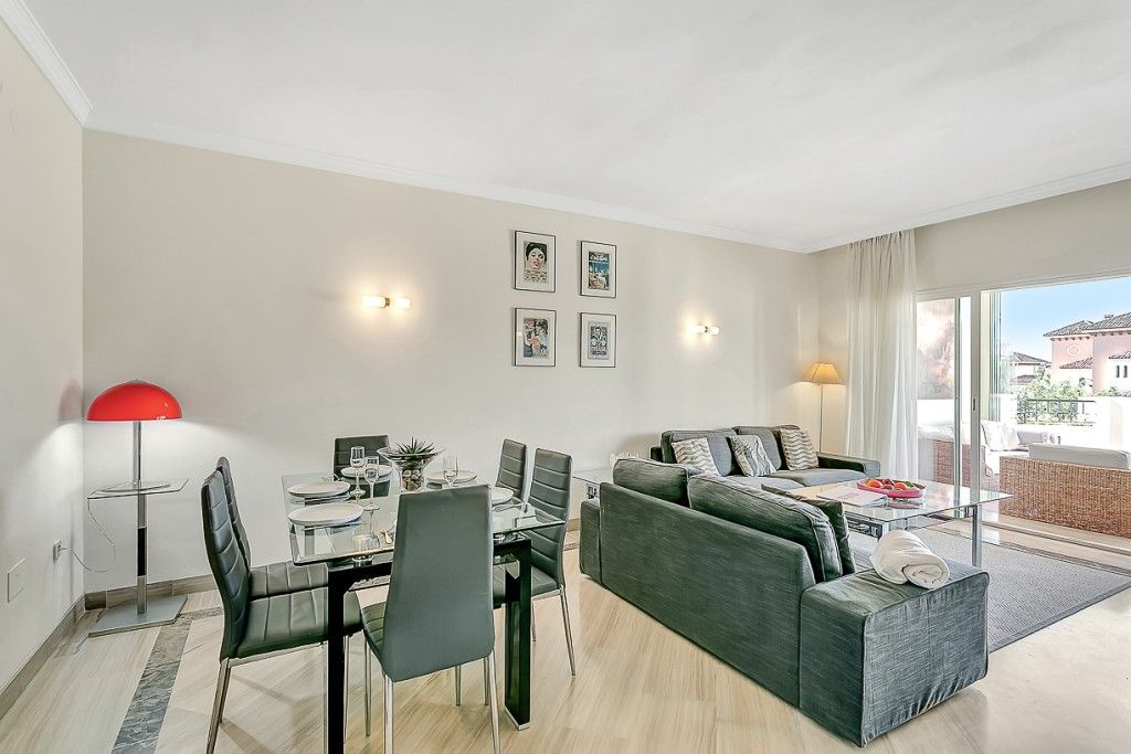 58bd112e86b2c7f19c74a21e0147feba - 12