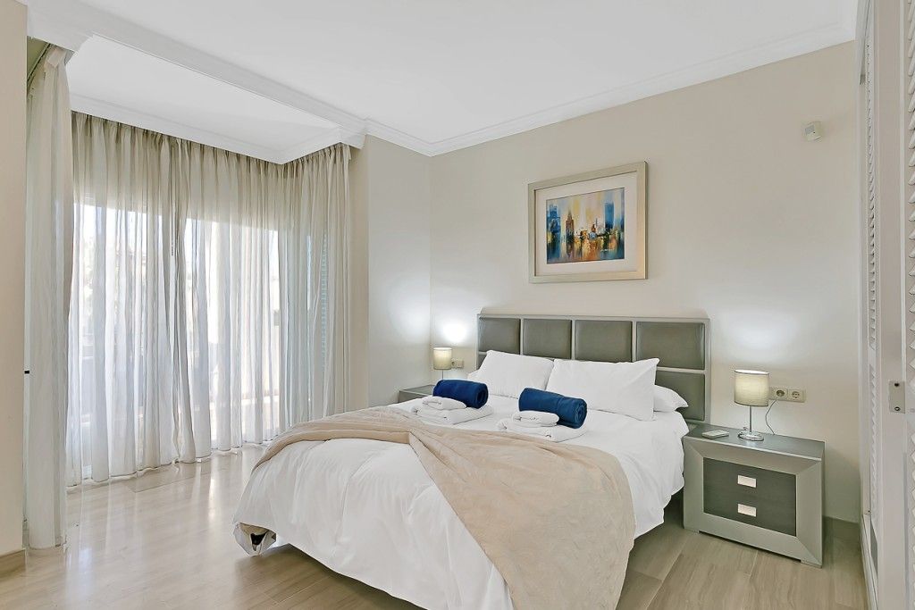 58bd112e86b2c7f19c74a21e0147feba - 15