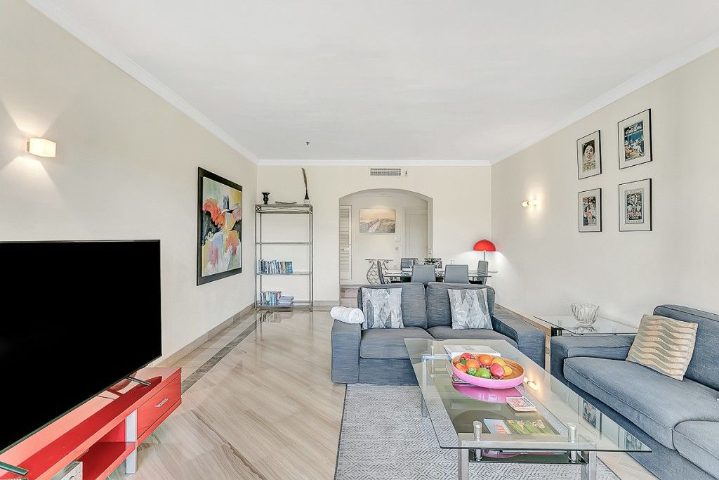 58bd112e86b2c7f19c74a21e0147feba - 4