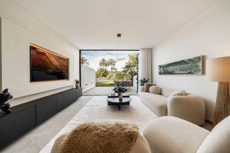 59ae74ef57d7cf6905168db83e0d8ffa - 2