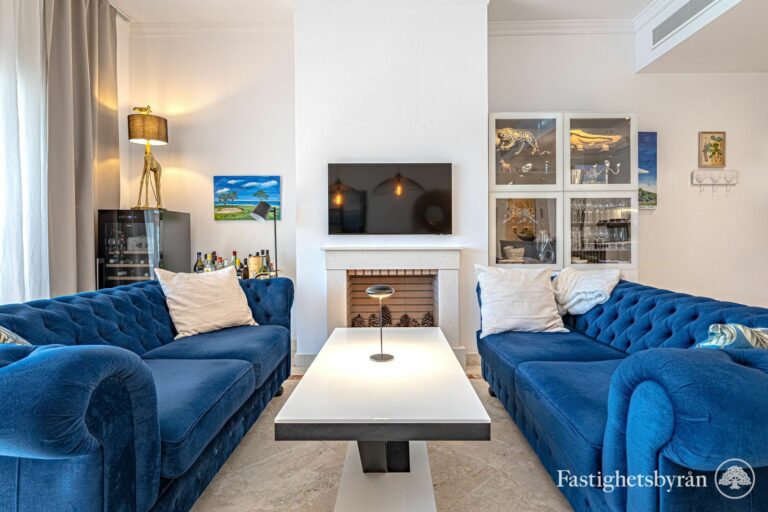 5b0f2e1cd92d53fd8e7fbcb90ec624c1 - 2