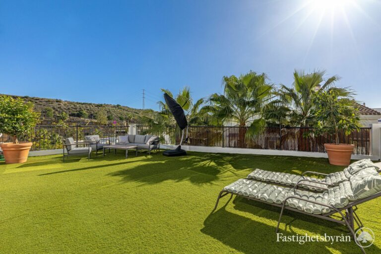 5b0f2e1cd92d53fd8e7fbcb90ec624c1 - 5