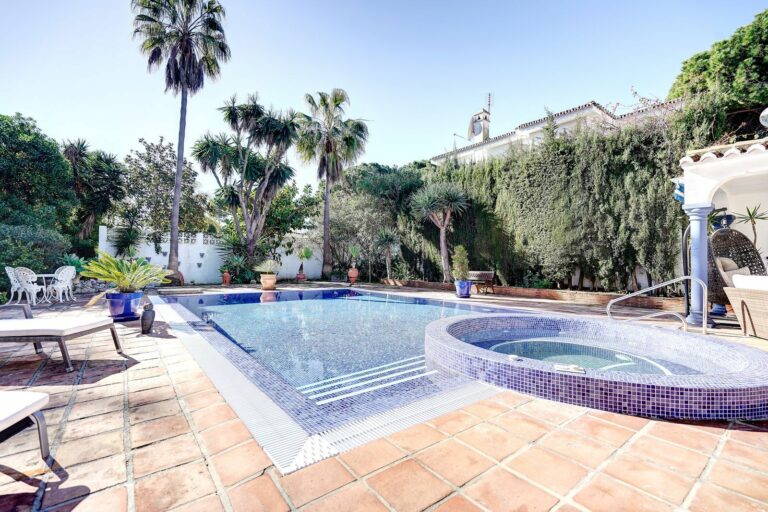 5bd145177fe4f5f6304a99a46566dd1d - 8