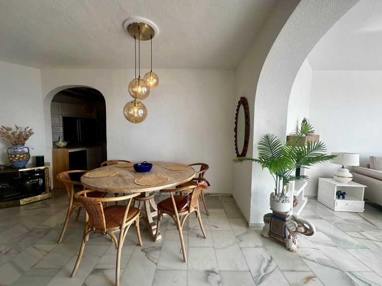 5c59eb487d596e81b8df53491f635e0a - 10