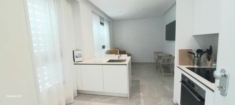 5f17fd6df26a3b90227f0f13cd99067a - 10