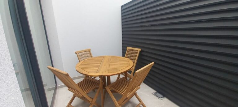 5f17fd6df26a3b90227f0f13cd99067a - 13