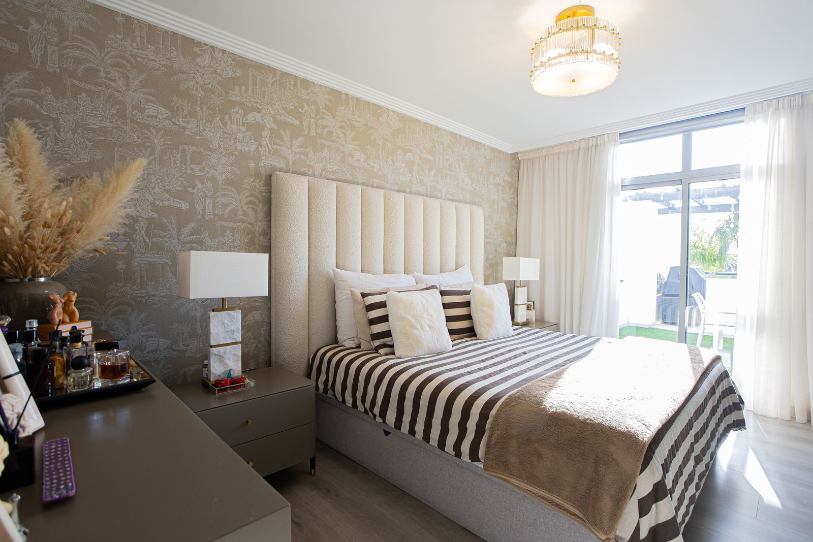 5f255618730973a4885795bd11355930 - 10