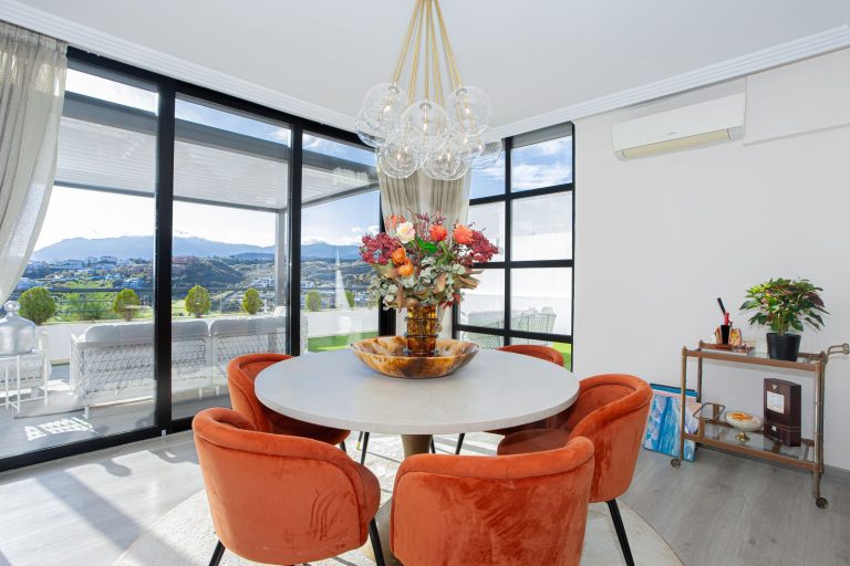 5f255618730973a4885795bd11355930 - 6