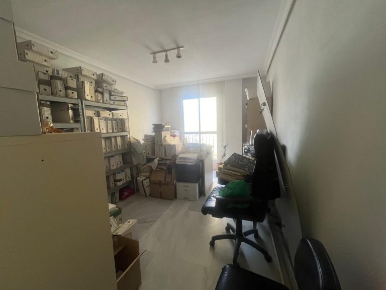 6057f45f0be4bc494725d944930b1d14 - 6