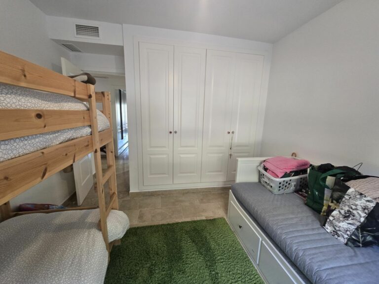 607057f1af6fb00acd0122d959eb1f5a - 11