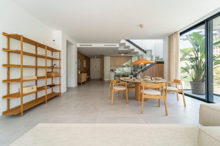 618371a73a8671d563b6d5698b29e8d1 - 12