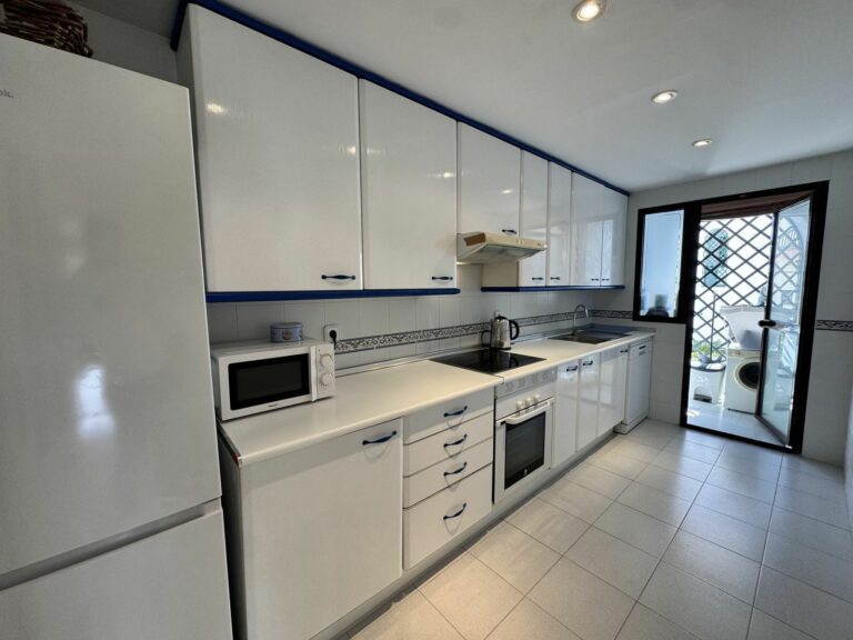 62da5afa06bd5fc933e562de7b35595e - 10