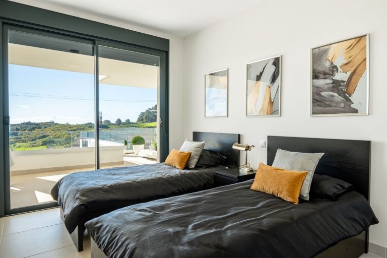 63926caef67fc646a9f3d932dd1b688a - 7