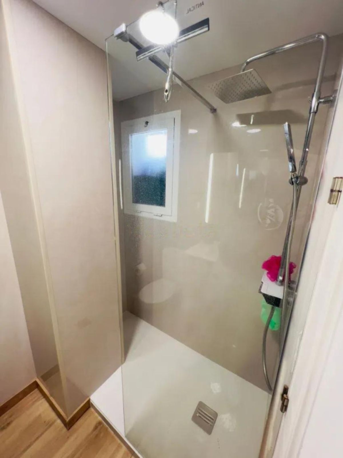 642156b4ff05ed82326ad9144136e820 - 11