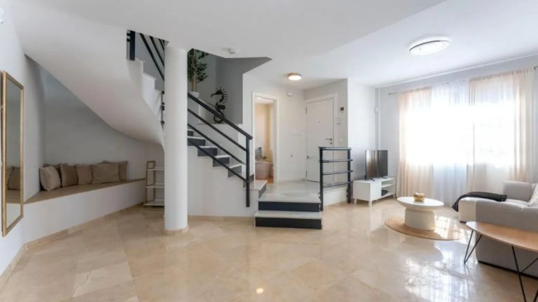 642728bc223658b218a65b335c3649e2 - 11