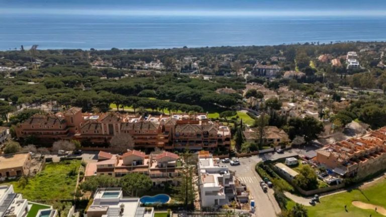 642728bc223658b218a65b335c3649e2 - 2