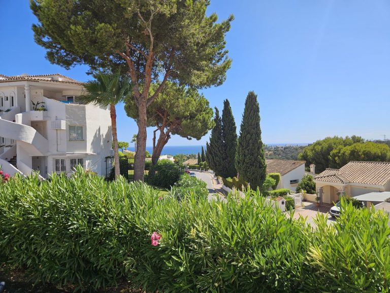 643c68f2be2646c4185dfbb077d700e5 - 4