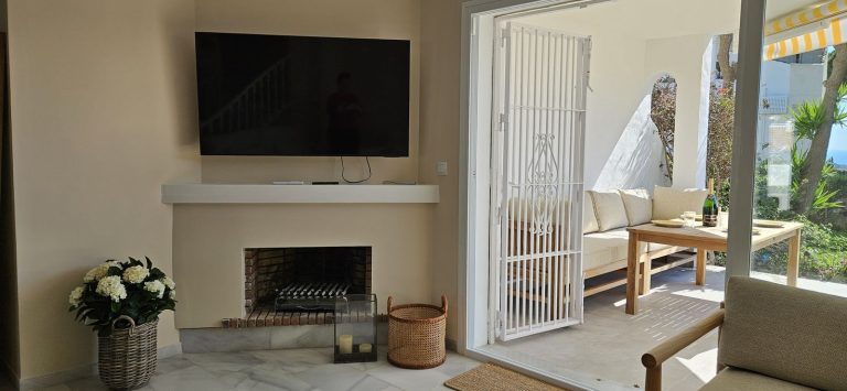 643c68f2be2646c4185dfbb077d700e5 - 7