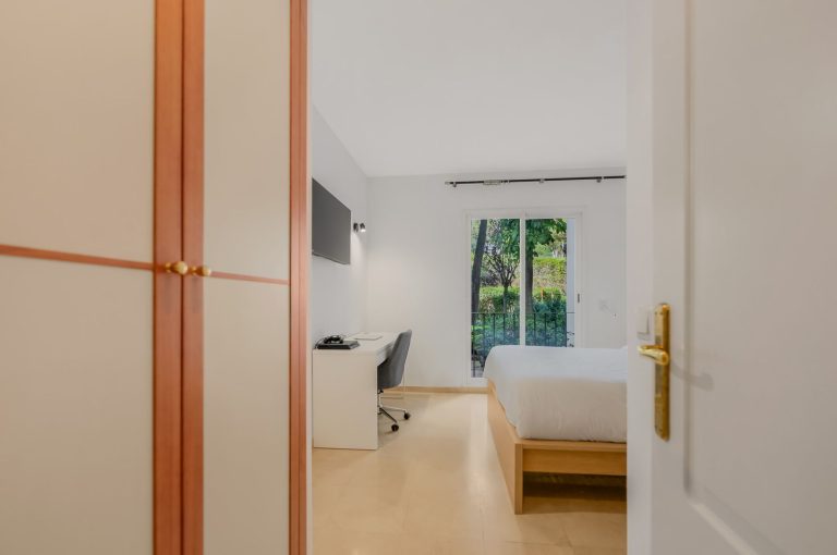 6456c7c36ea56498a990550756031f53 - 15