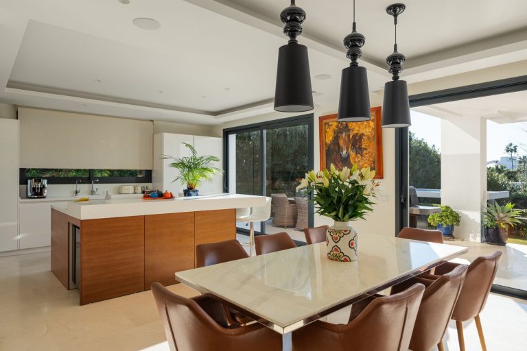 65f9848183d18b8119d90900b92cc224 - 5