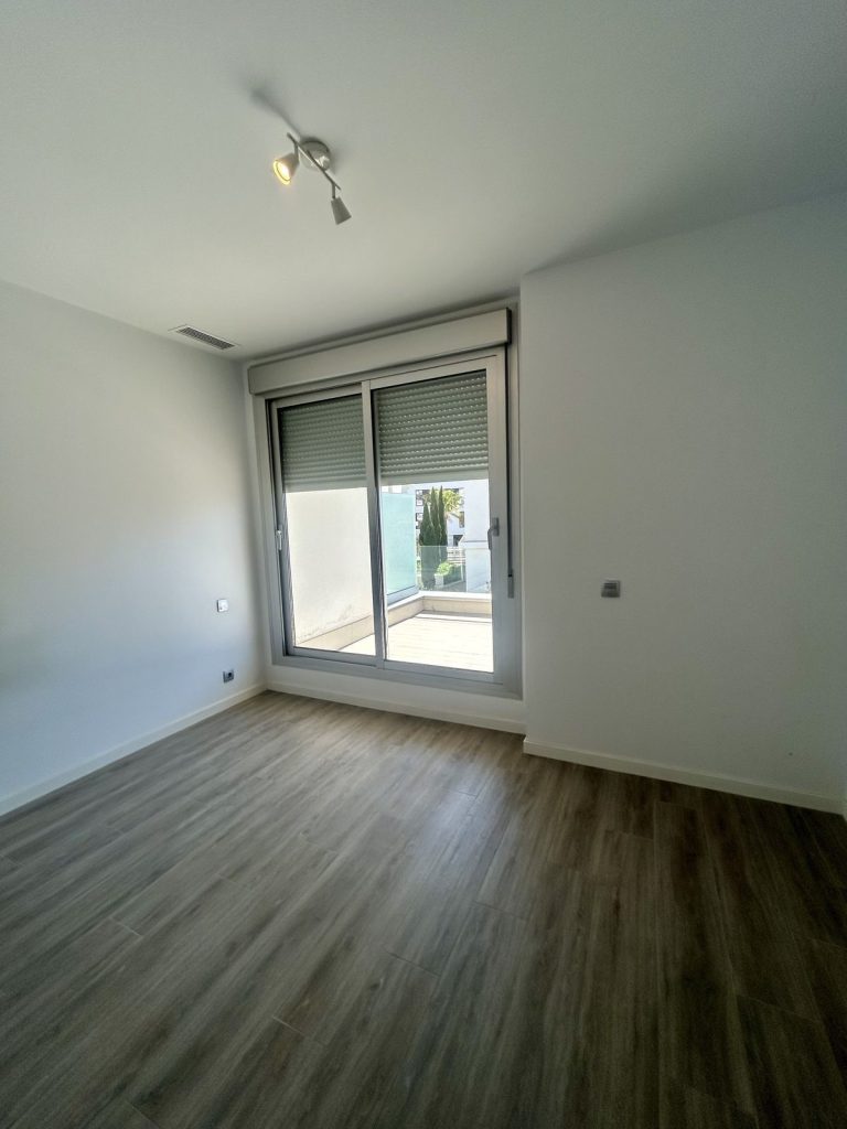 66538b8a9c439cb5c2ce04ff2f31dc06 - 11