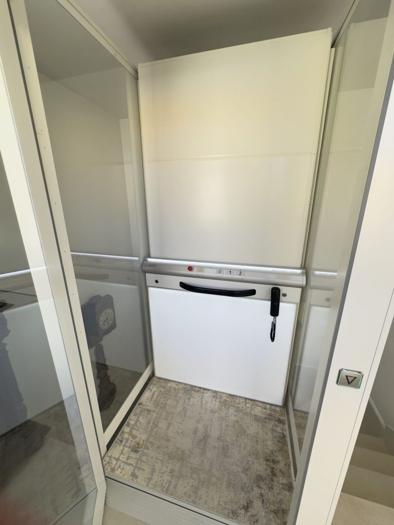 6667a9d385a026017403a855bec46364 - 11