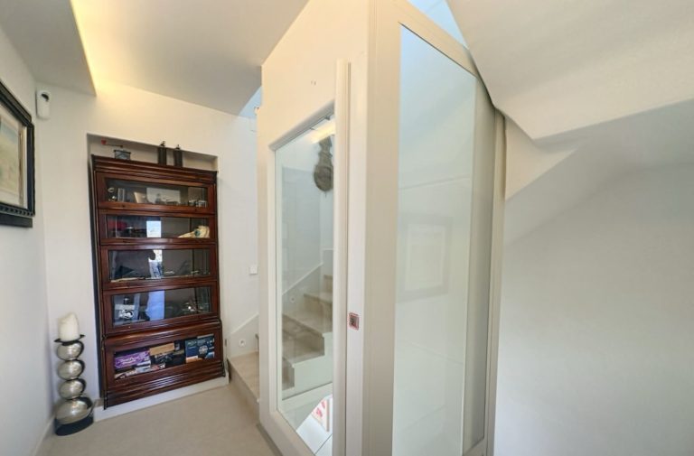 6667a9d385a026017403a855bec46364 - 15