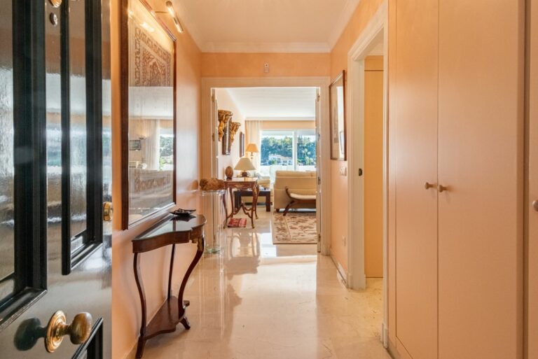 676d698382b3a3d8e9648083aed10b42 - 13