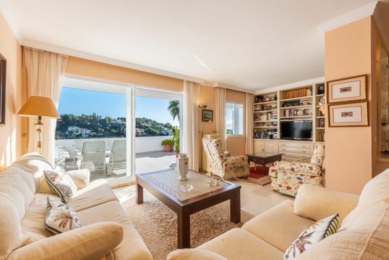 676d698382b3a3d8e9648083aed10b42 - 4