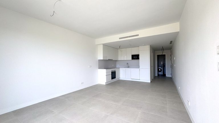 679bea419a6af35f0027b4fd45c7b7f3 - 8