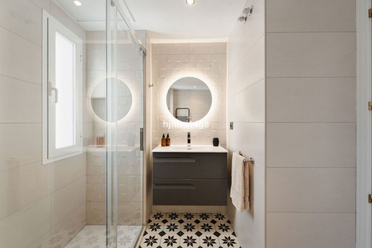 6885c6be817fe14c8d4acdfcf71af02b - 11