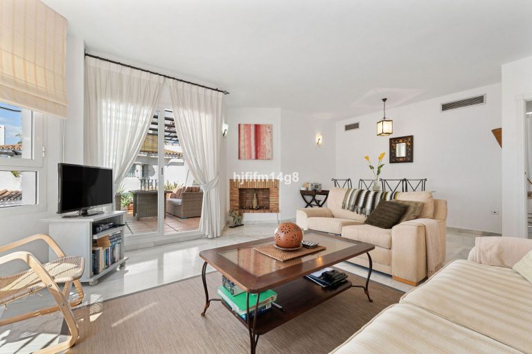 6885c6be817fe14c8d4acdfcf71af02b - 5