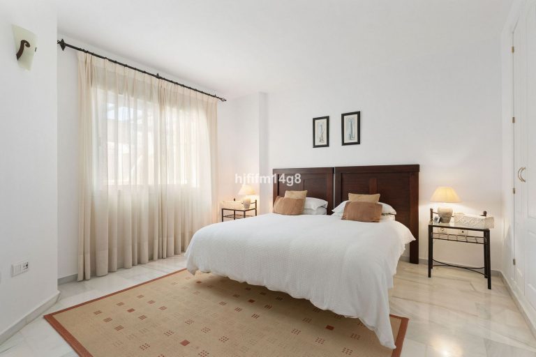 6885c6be817fe14c8d4acdfcf71af02b - 9