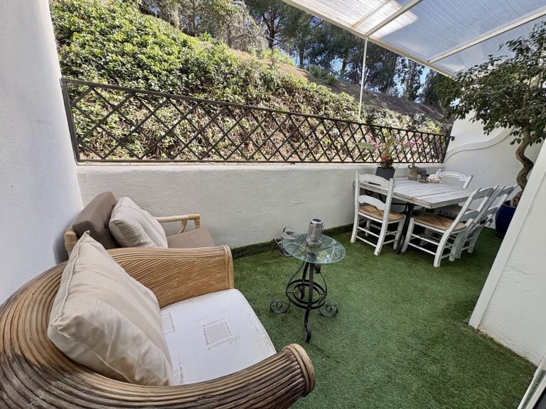 6a1ecfbdc4f00b41bcd569287cf177f6 - 15