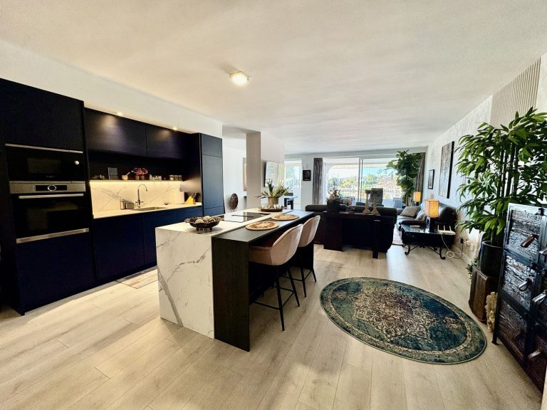 6a1ecfbdc4f00b41bcd569287cf177f6 - 5