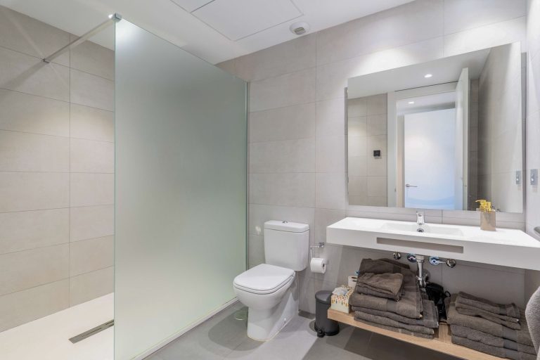 6a3daf4193b136274574a6f690dcd366 - 16