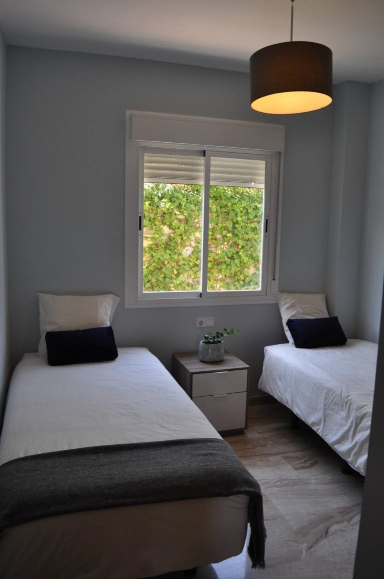 6af1966367b345a2454c68278f0d1f4c - 11