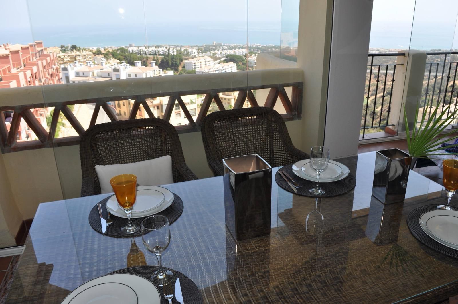 6af1966367b345a2454c68278f0d1f4c - 16