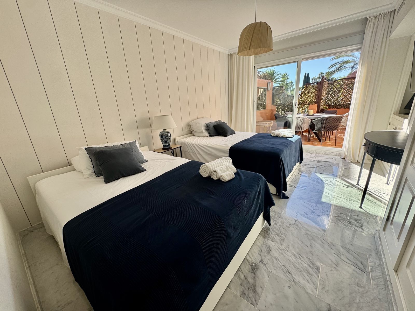 6b0ee2b1c6be9c287d0c703d361db4ae - 16