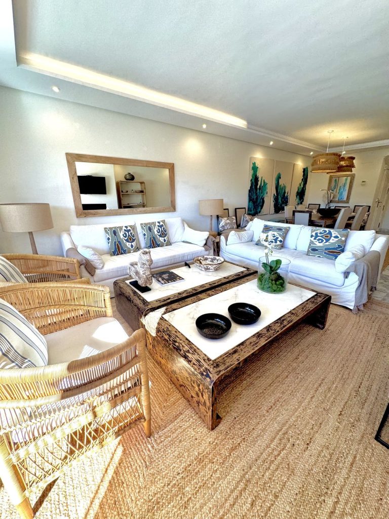 6b0ee2b1c6be9c287d0c703d361db4ae - 5