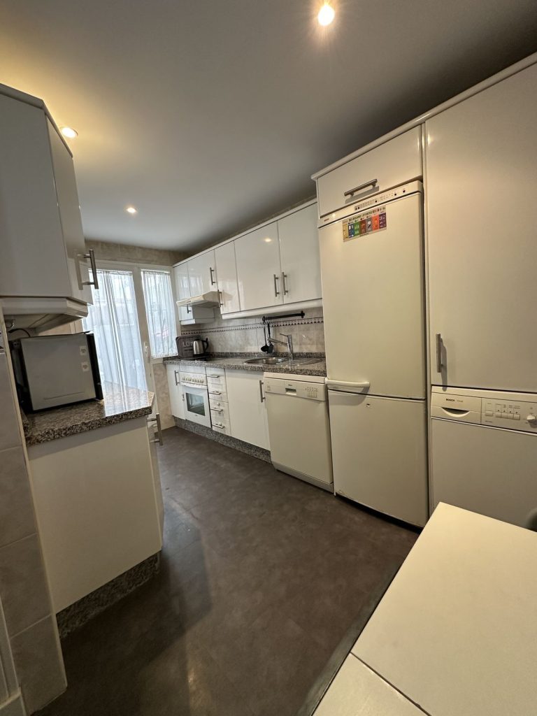 6bf4a3ef492c3cd1d1412c01c804db0f - 4