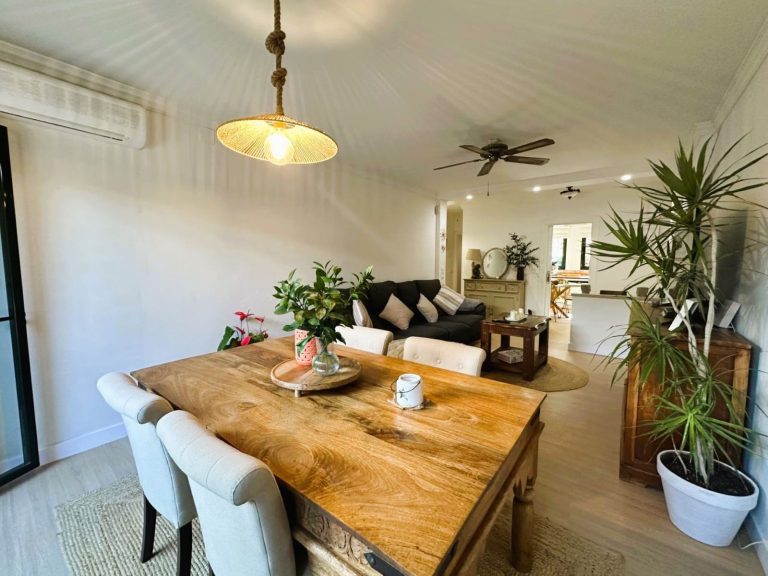 6d4e6155a70c151a9eef693c4035a23f - 10