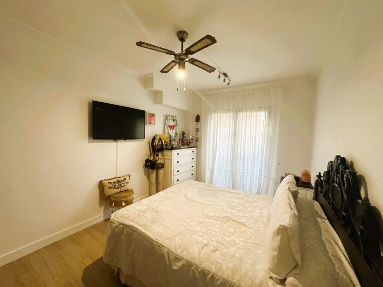 6d4e6155a70c151a9eef693c4035a23f - 12