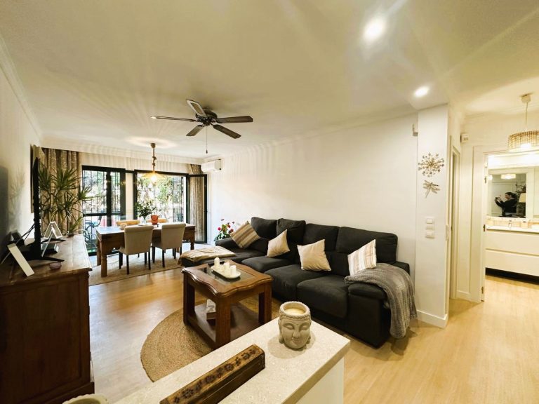 6d4e6155a70c151a9eef693c4035a23f - 6