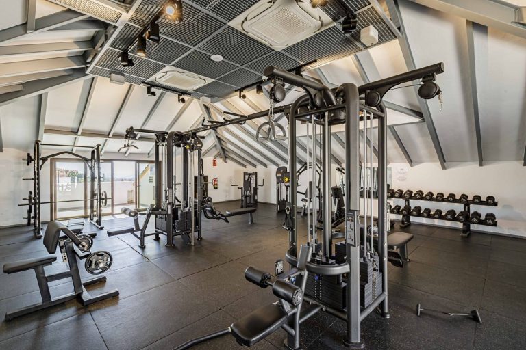 7038686f20697c805ba676310897e2a9 - 16