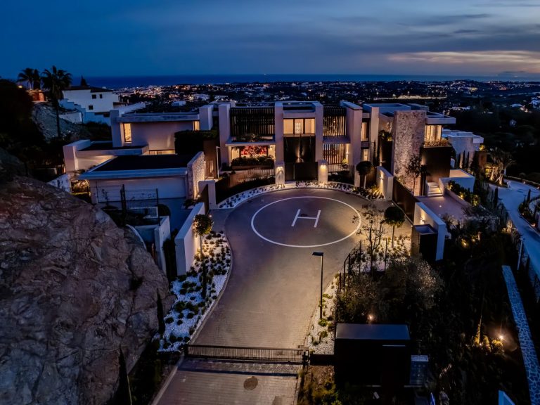 7218bd821a1e5980a675115256b60748 - 1