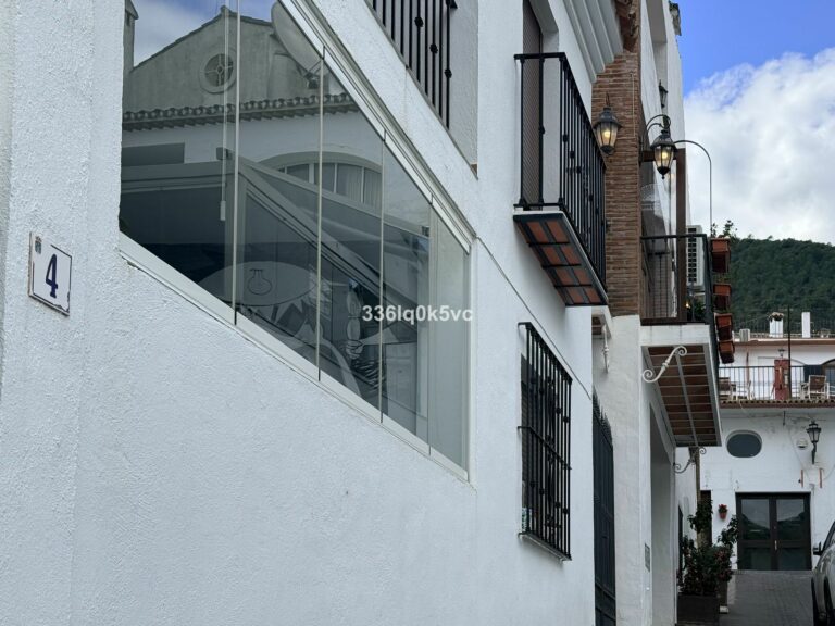 72988d9082d092474981c46f6b9065f4 - 12