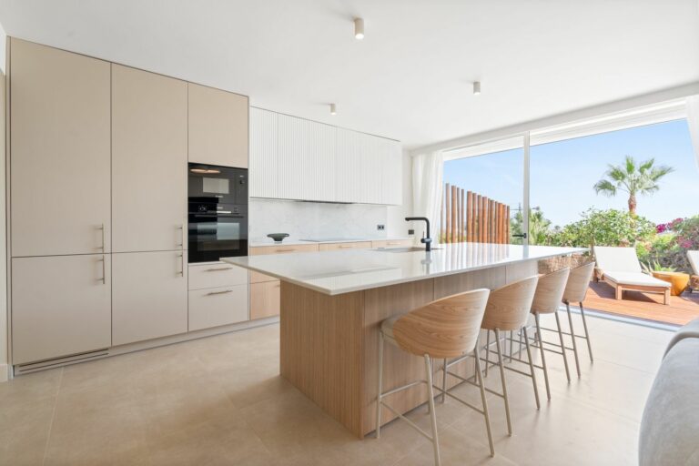 72c2dd601575782accd07ce804dfaa08 - 4