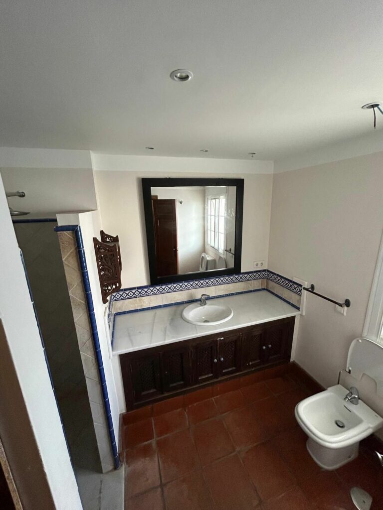 72e4909e48504d65347373dc9e59b261 - 15