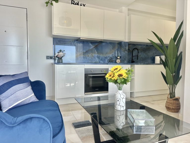 73583ce0b2ae0645da1034d58b9703bb - 12